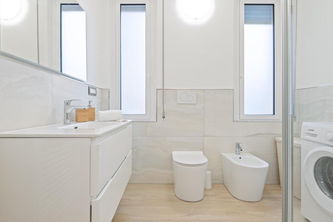 Modern Flat 250 Mt From The Sea - Albissola Marina Appartement Buitenkant foto