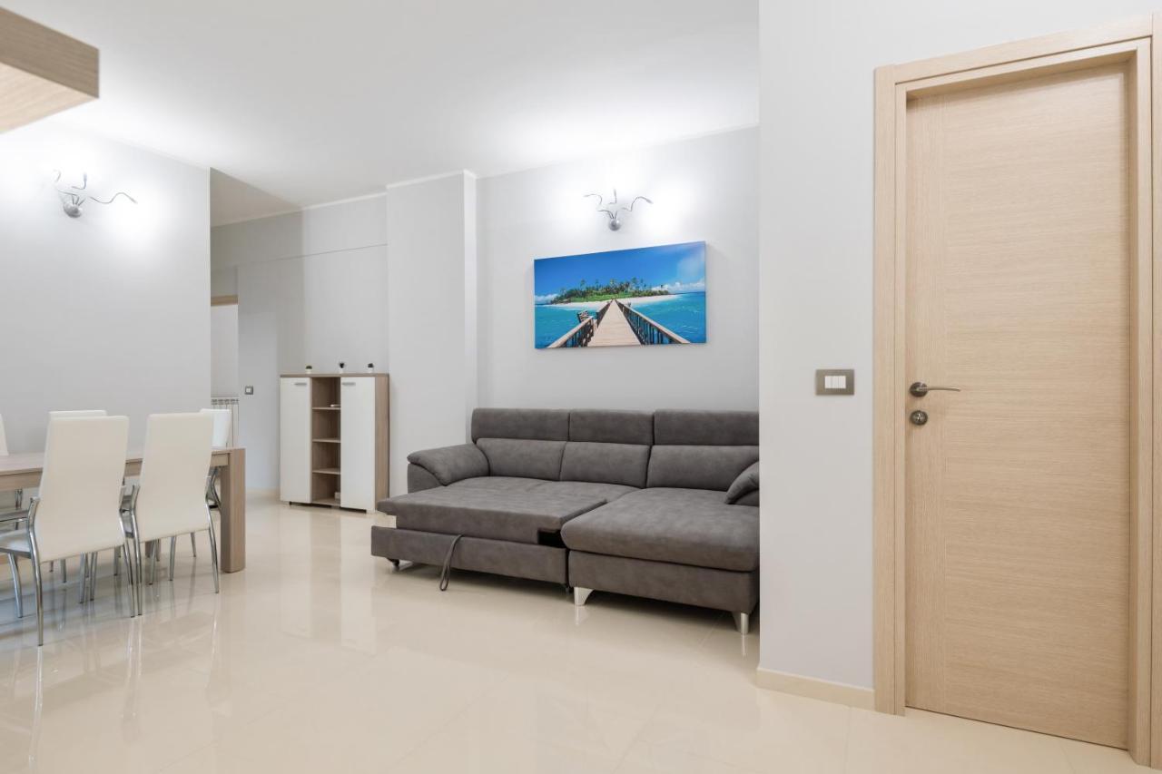 Modern Flat 250 Mt From The Sea - Albissola Marina Appartement Buitenkant foto