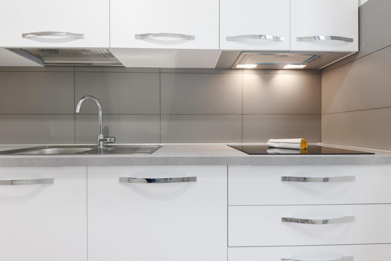 Modern Flat 250 Mt From The Sea - Albissola Marina Appartement Buitenkant foto